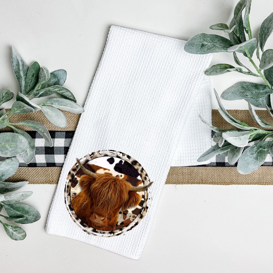 HIGHLAND COW CIRCLE TEA TOWEL Harlow Boutique Official Online Store